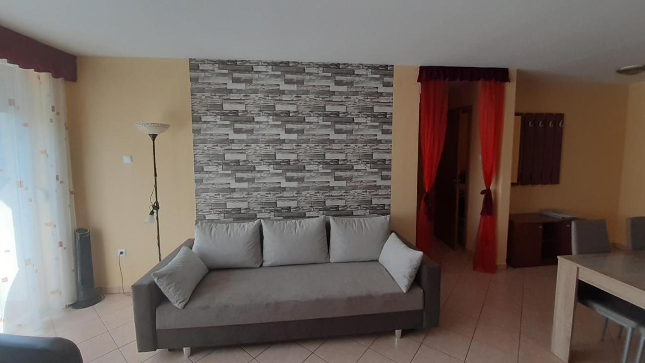 Elizabet Apartman A Belvarosban Сарвас Екстериор снимка