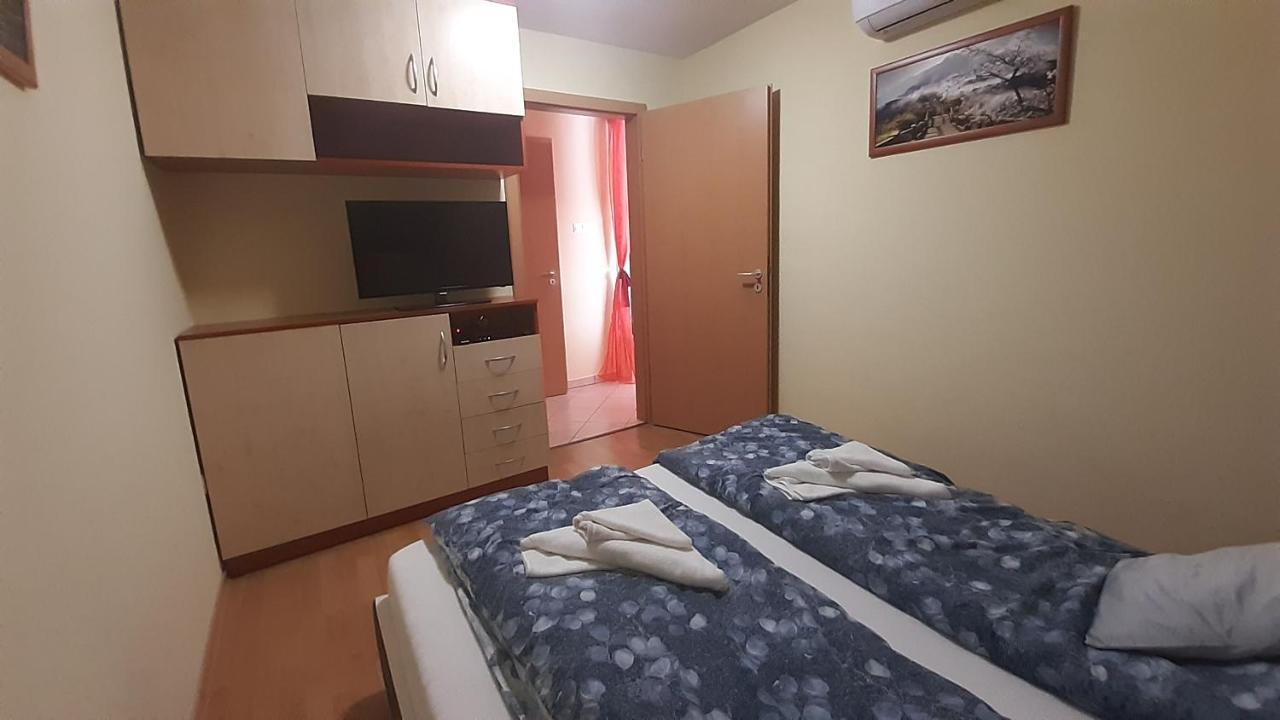 Elizabet Apartman A Belvarosban Сарвас Екстериор снимка